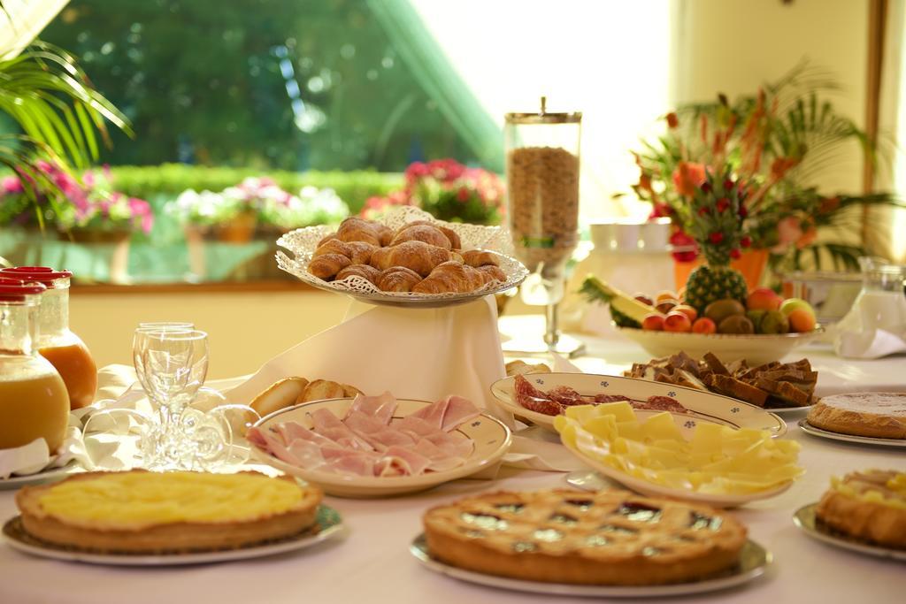 Villaggio Gargano Весте Екстериор снимка